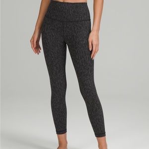 LuluLemon Wunder Under high-rise tight 25” *full on luxtreme